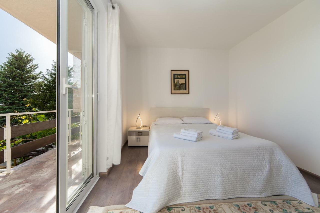 Apartment Bella Baška Voda Eksteriør bilde